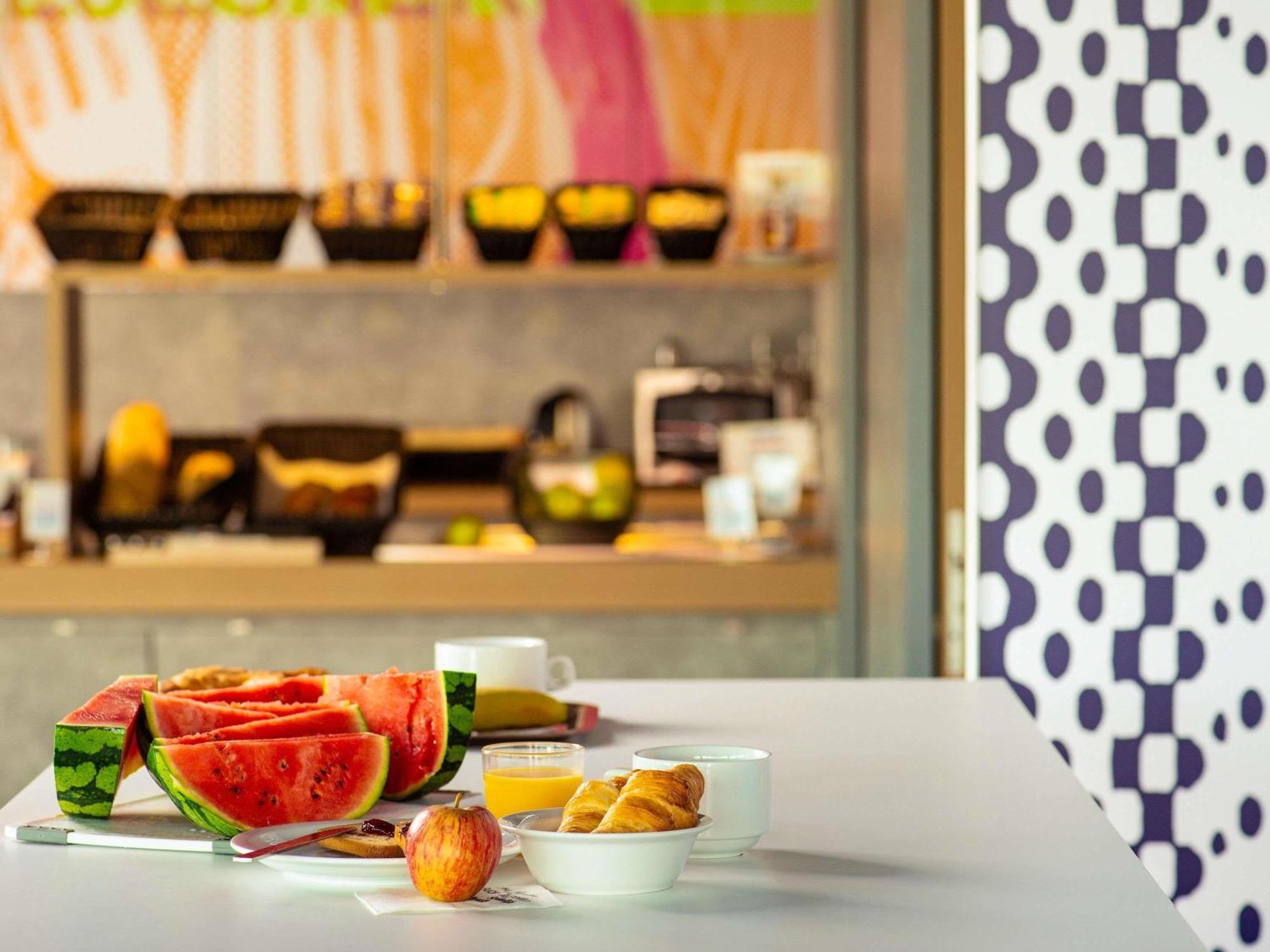 Ibis Budget Mâcon Crêches Hotel