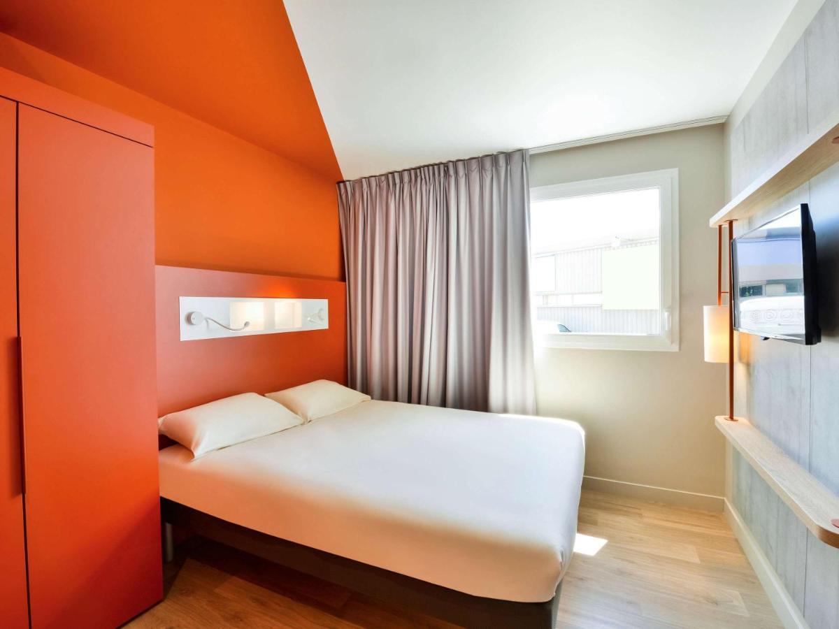 Hotel Ibis Budget Mâcon Crêches 2*